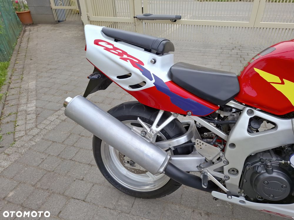 Honda CBR - 29