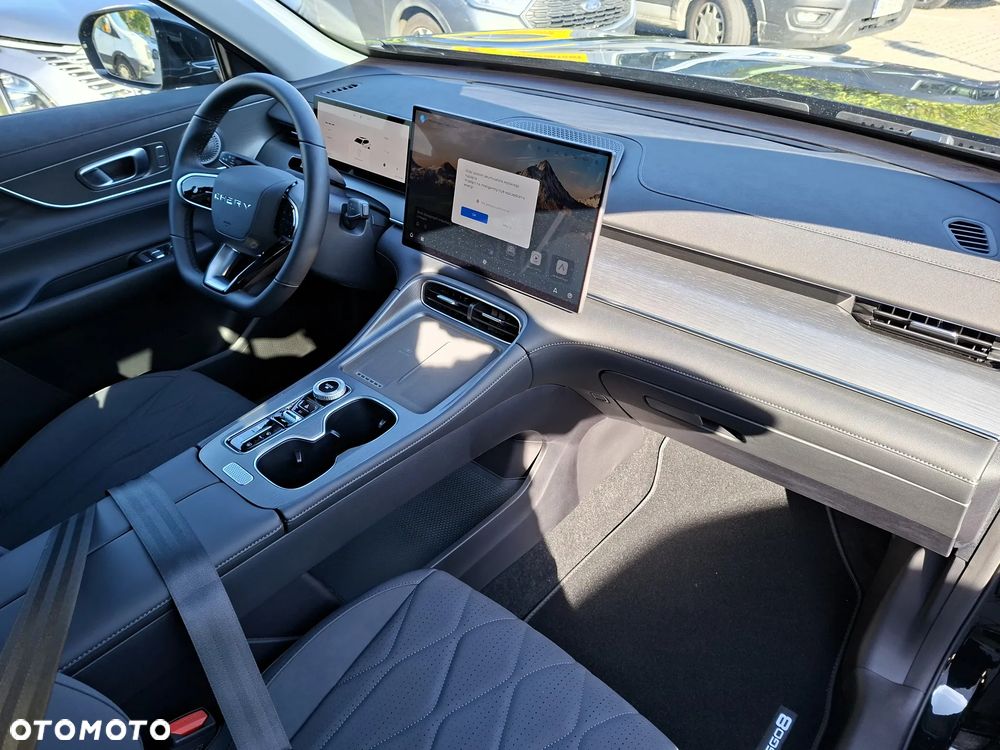 Chery Tiggo 8 1.5 T-GDI Super Hybrid Comfort DCT - 40