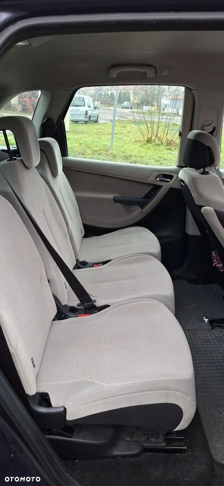 Citroën C4 Picasso - 12