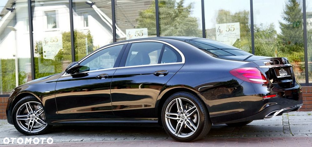 Mercedes-Benz Klasa E 220 d 9G-TRONIC AMG Line - 9