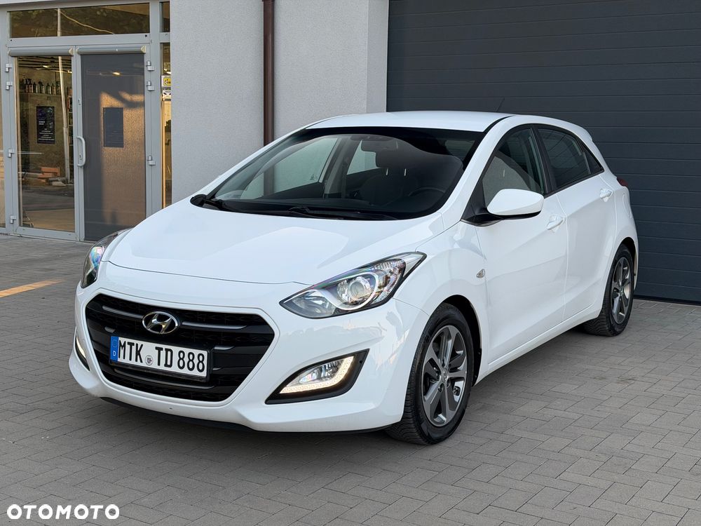 Hyundai i30 1.4 Premiere Comfort - 1