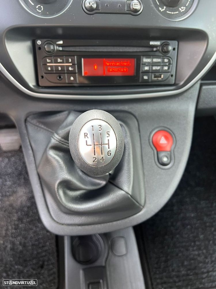 Renault Kangoo Outro - 12