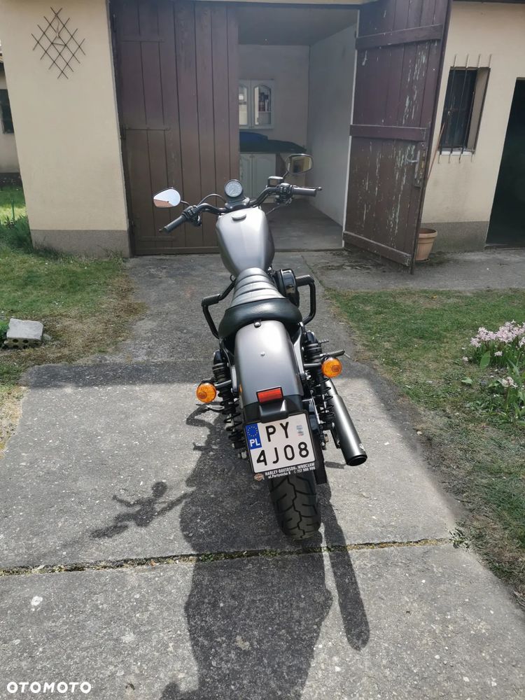 Harley-Davidson Sportster Iron 883 - 4