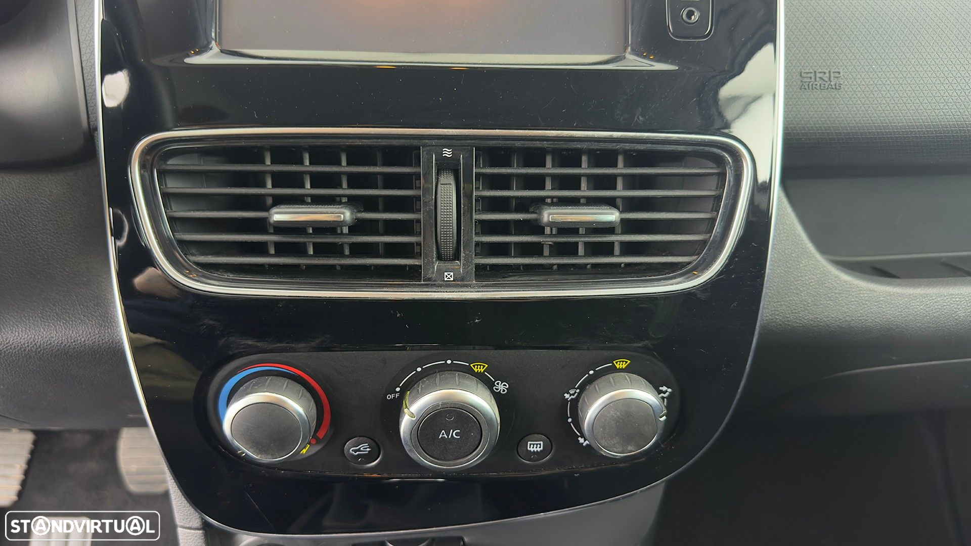 Renault Clio 0.9 TCe Limited - 39