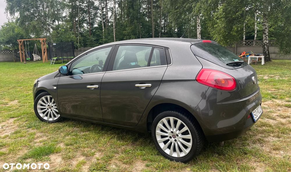 Fiat Bravo 1.9 Multijet Estiva Blue&Me - 16