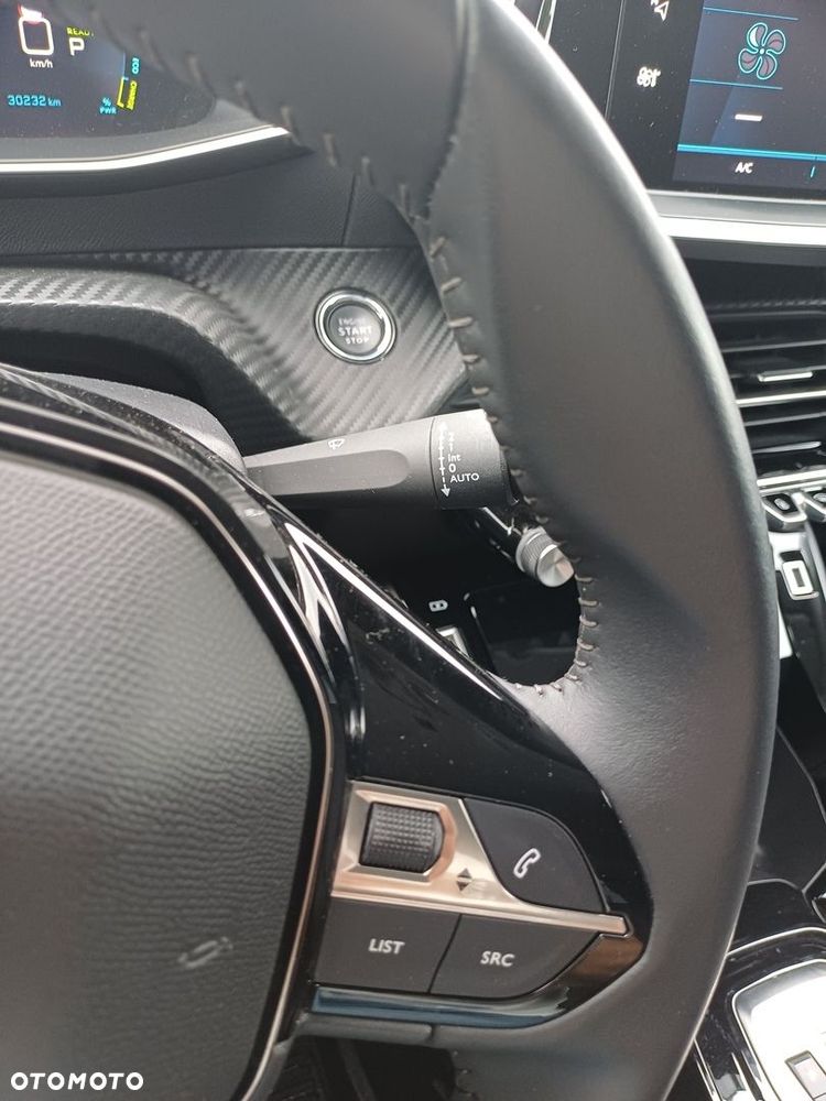 Peugeot 208 - 28