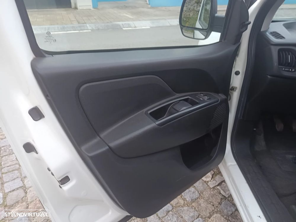 Fiat Doblo IVA DEDUTIVEL - 11