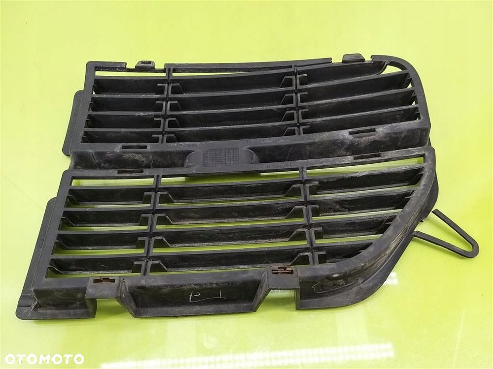 Atrapa Grill Dodge Magnum 2004-2007 PRZED LIFT 04806108A ORYGINAŁ - 2