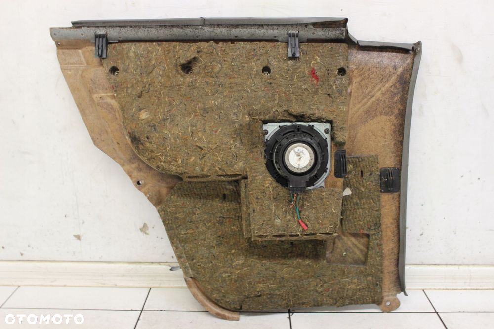 BOCZEK TAPICERKA SKÓRA PRAWY TYŁ AUDI 80 B4 COUPE - 2