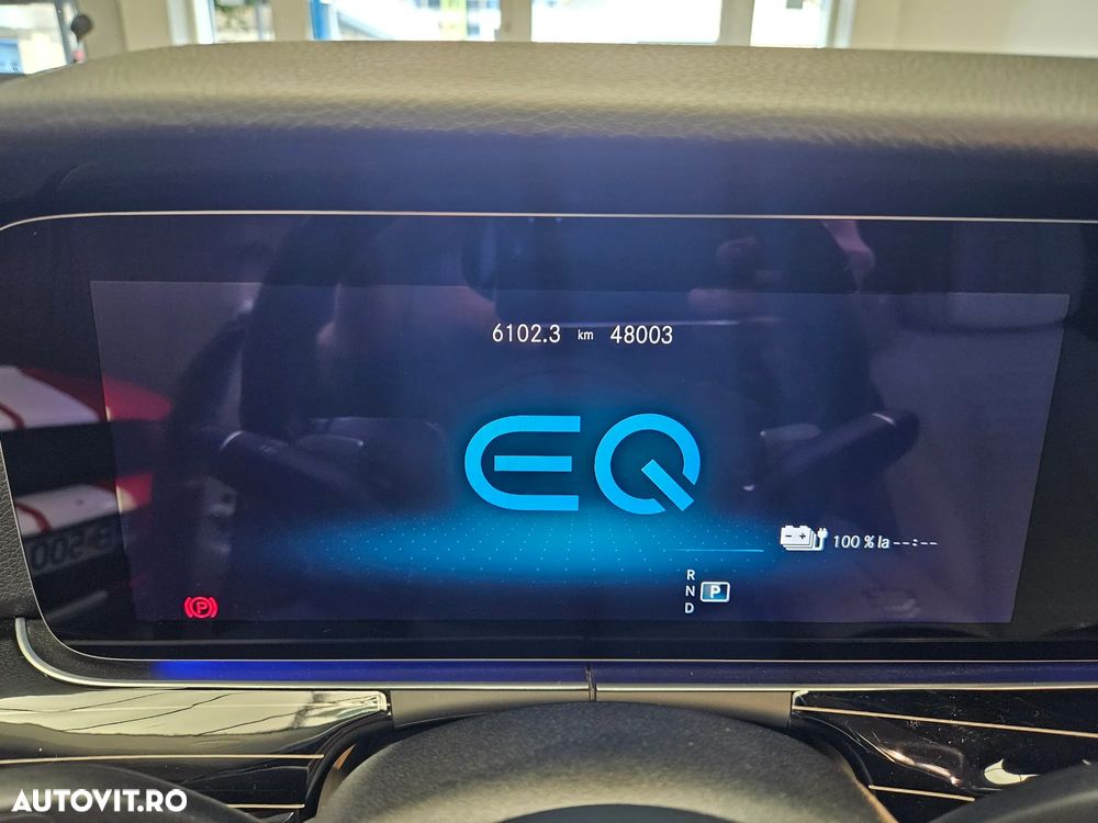 Mercedes-Benz E 300 4MATIC Aut. - 34