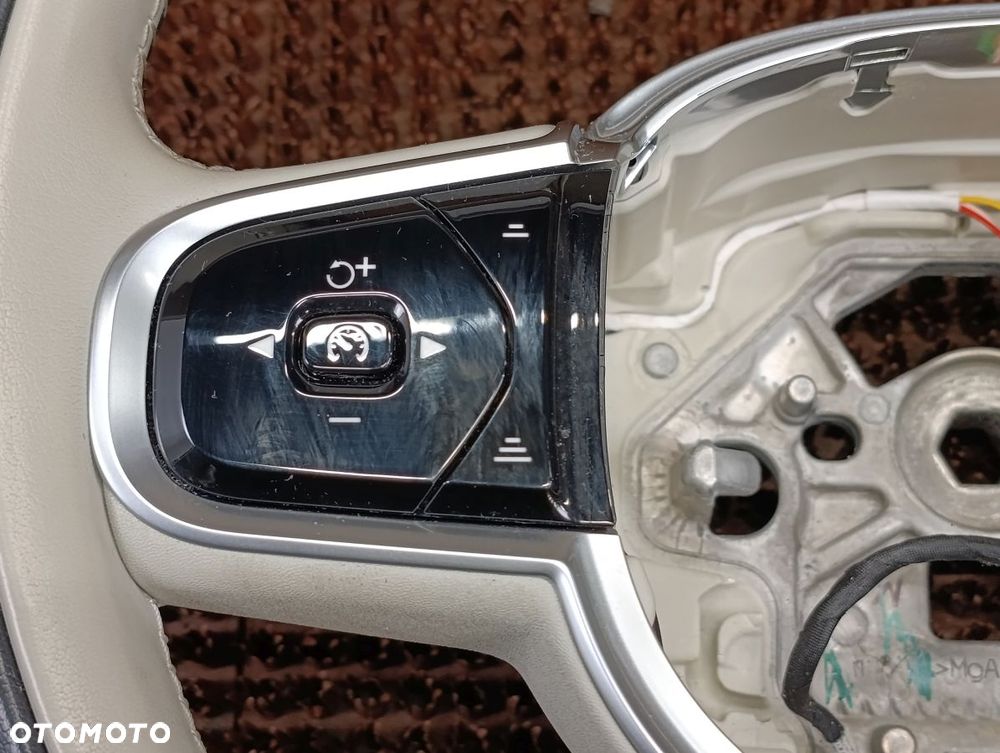 VOLVO S90 2.0h B4 od 2020r Kierownica Skórzana - 2