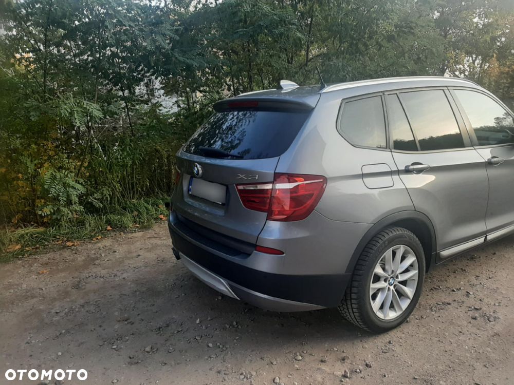 BMW X3 28i xDrive - 3