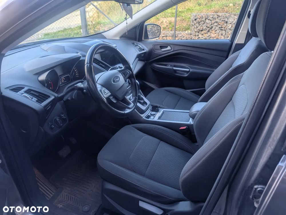 Ford Kuga 2.0 TDCi AWD Titanium - 3