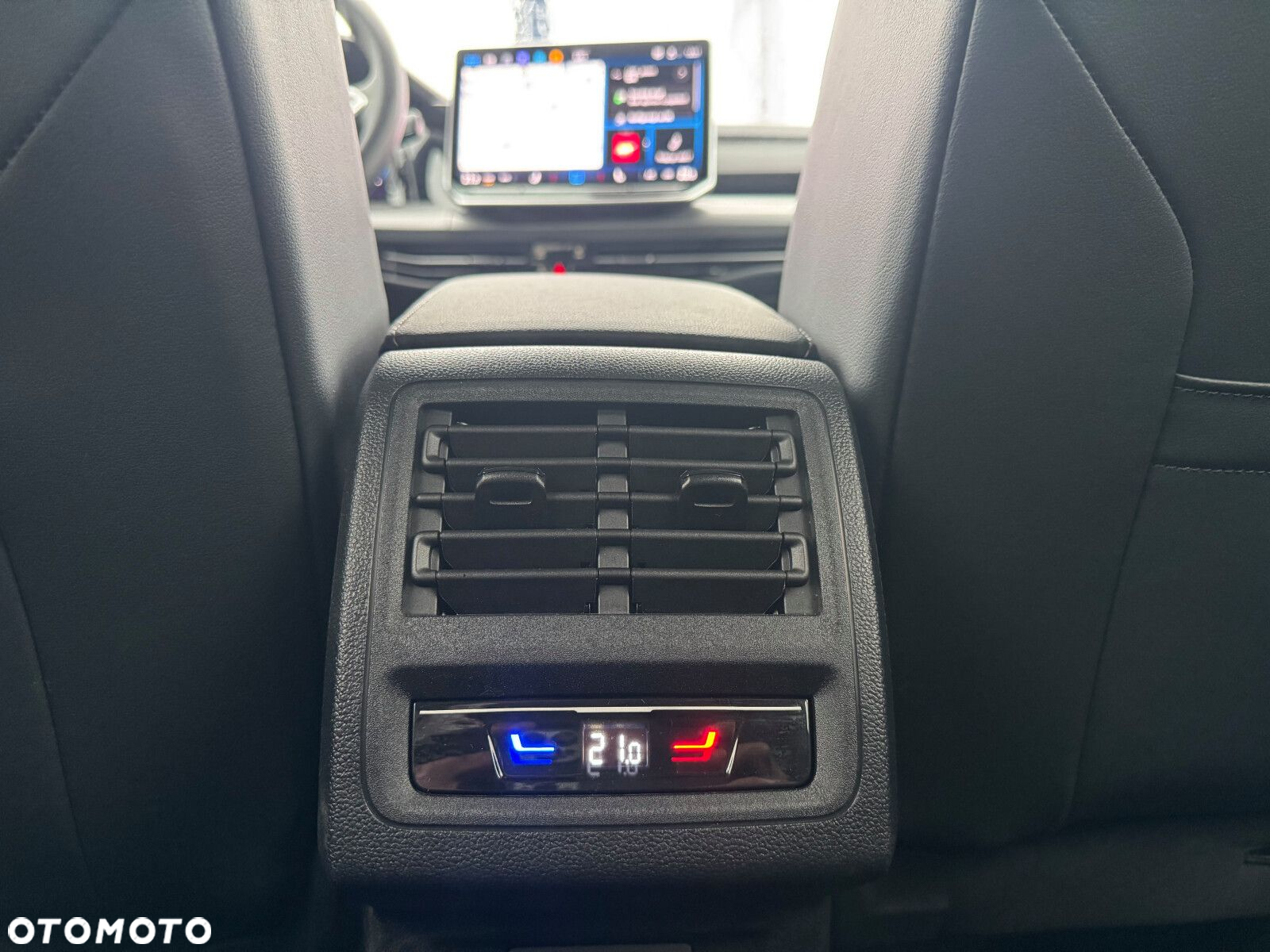 Volkswagen Golf - 18