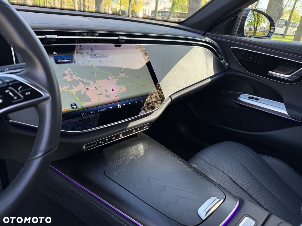 Mercedes-Benz Klasa E 300de 4Matic 9G-TRONIC Edition AVANTGARDE - 26