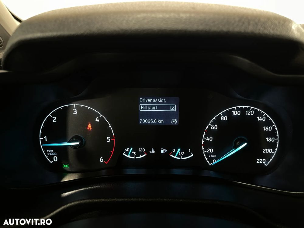 Ford Transit Connect - 16