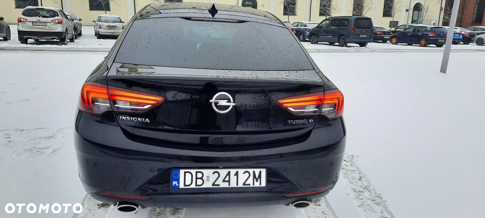Opel Insignia Sport2.0 Direct InjTurbo 4x4 Dynamic - 2