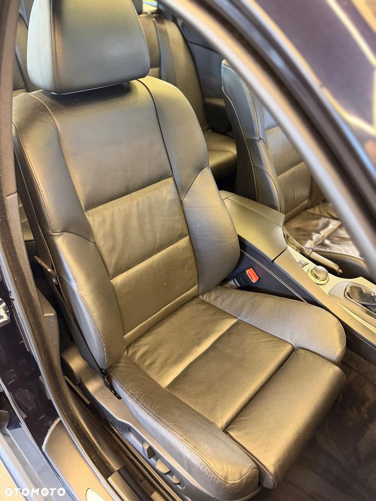 BMW Seria 5 530xd - 23