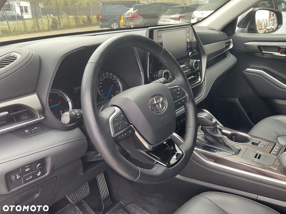 Toyota Highlander - 4