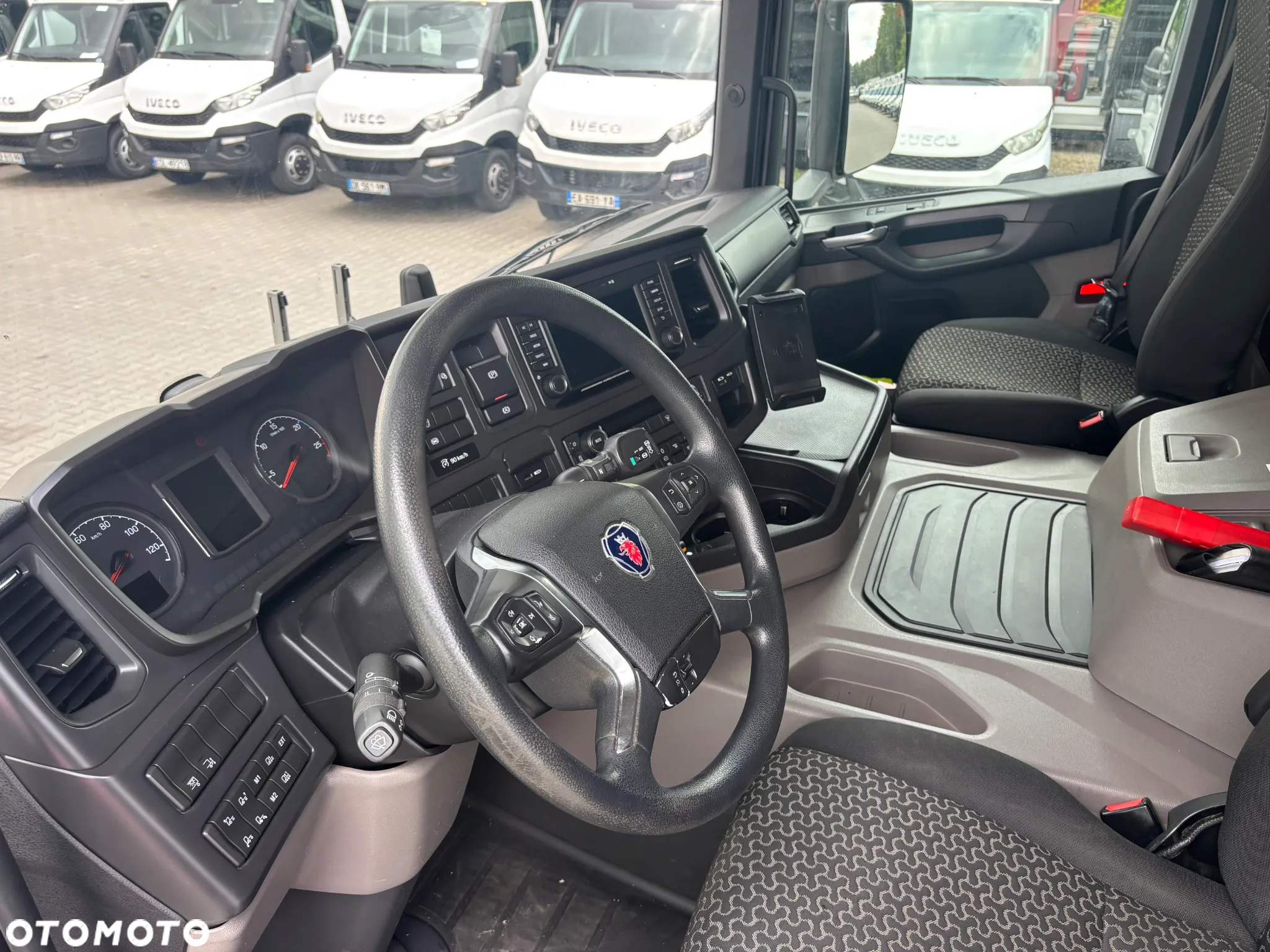 Scania P280 - 9