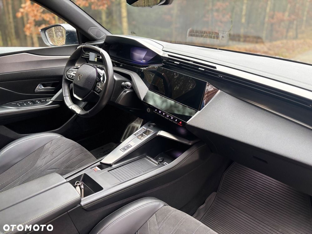 Peugeot 308 180 e-EAT8 GT - 16