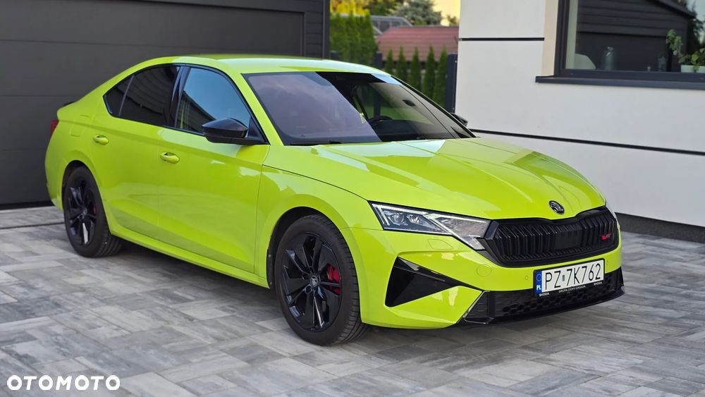 Skoda Octavia 2.0 TSI RS DSG - 1