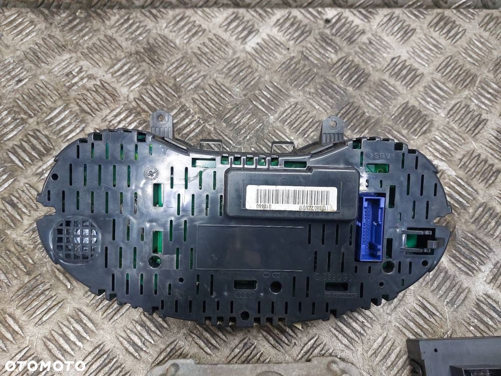 ZESTAW STARTOWY AUDI A3 8P 2.0 FSI 06F906056CP 8P0907279A 8P0920930G - 12