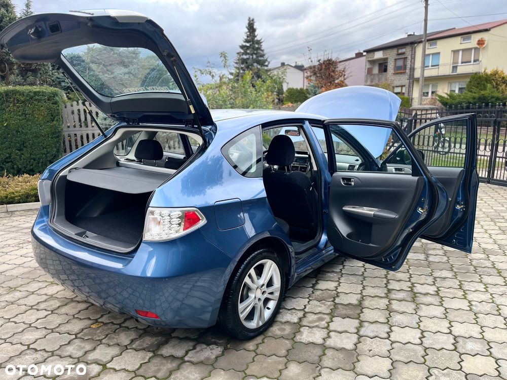 Subaru Impreza - 32