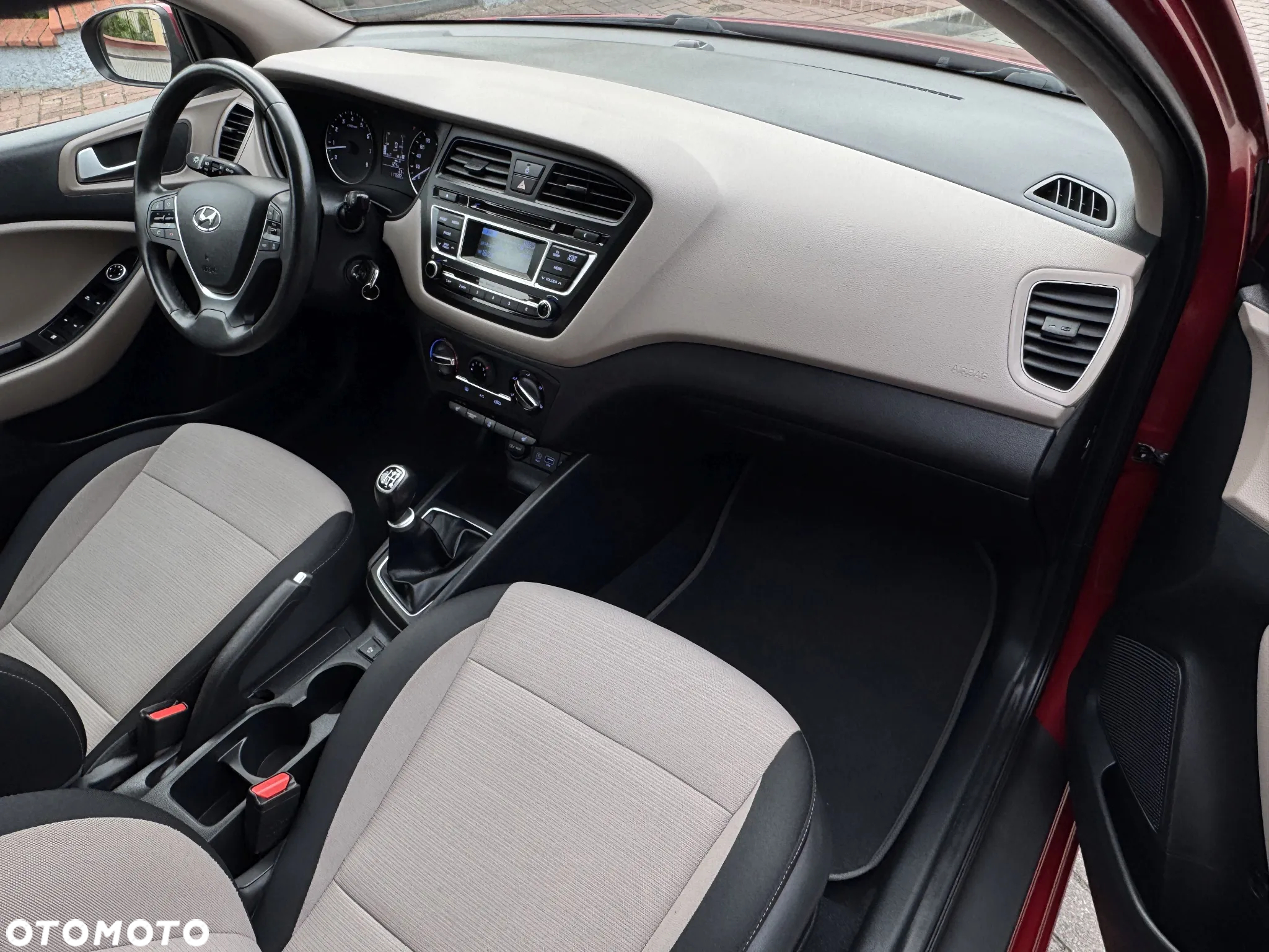 Hyundai i20 - 5