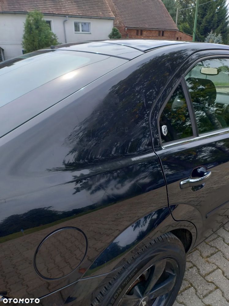 Ford Mondeo 1.8 Trend X - 10