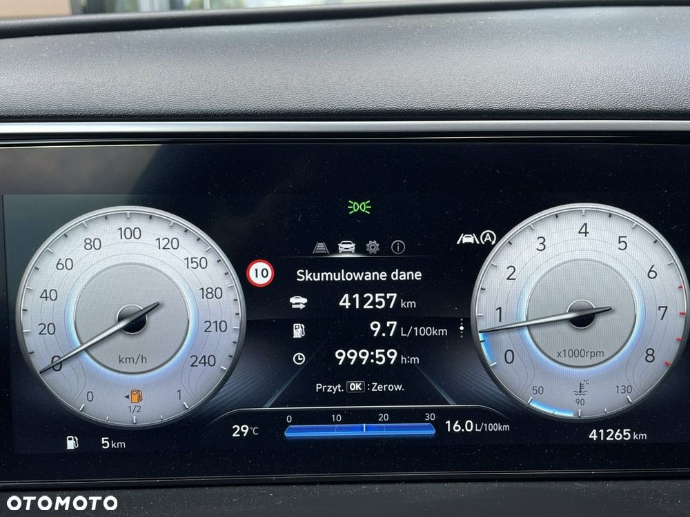 Hyundai Tucson - 25