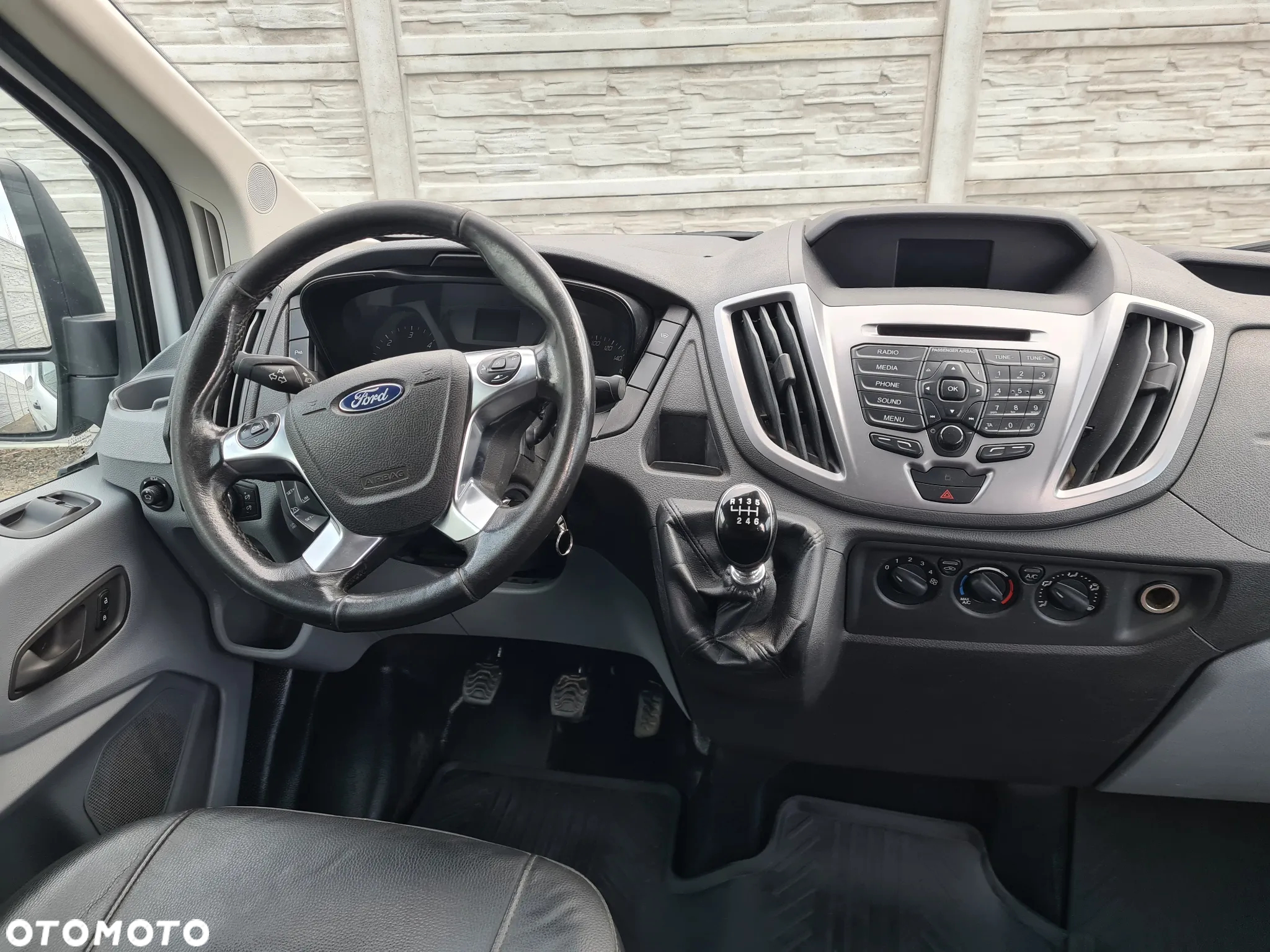 Ford TRANSIT - 12