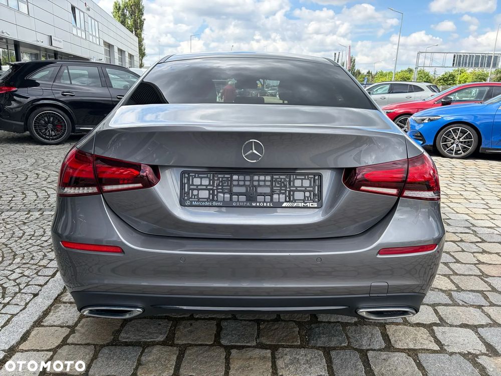 Mercedes-Benz Klasa A 180 Progressive 7G-DCT - 5