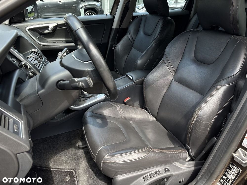 Volvo XC 60 - 13