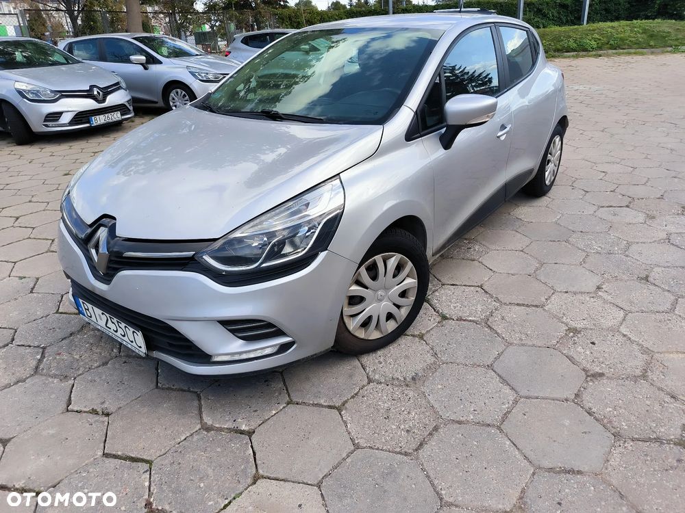 Renault Clio - 7