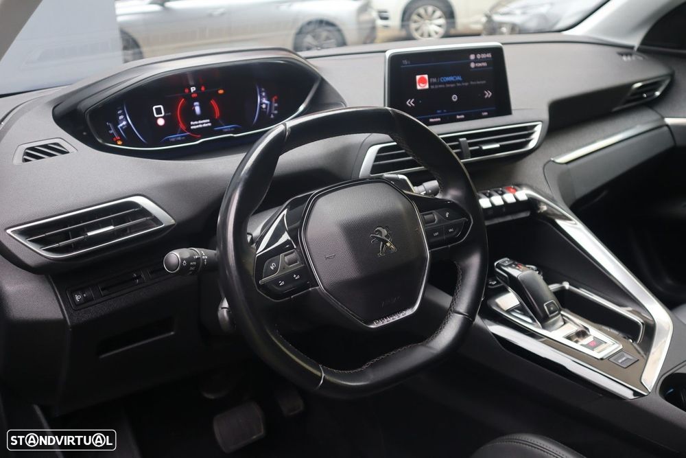 Peugeot 3008 1.5 BlueHDi Allure EAT8 - 23