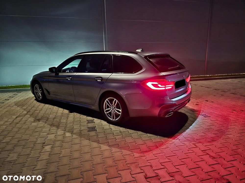 BMW Seria 5 520d - 5