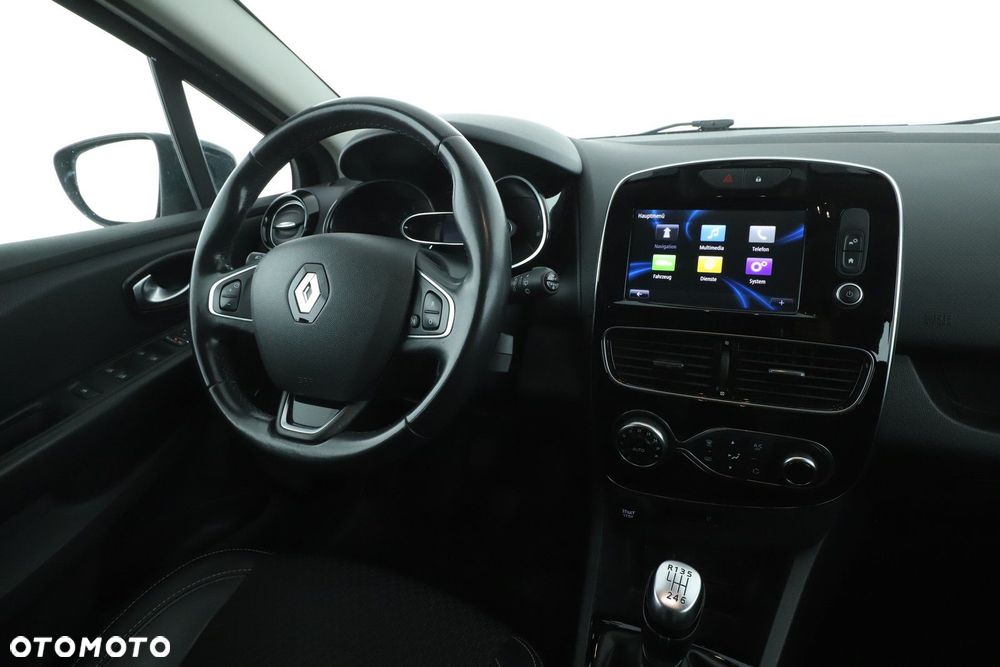 Renault Clio - 23