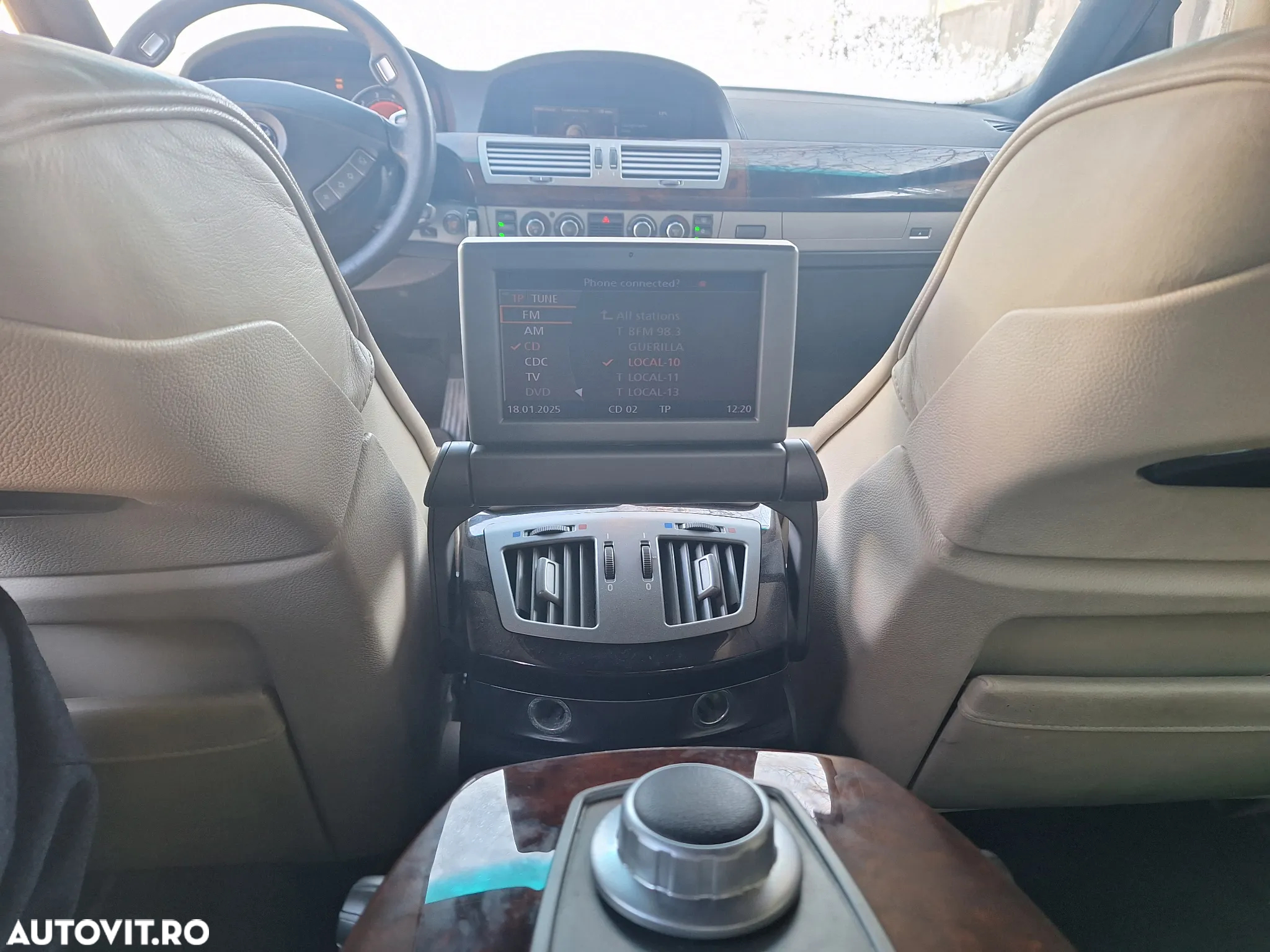 BMW Seria 7 760i A - 17