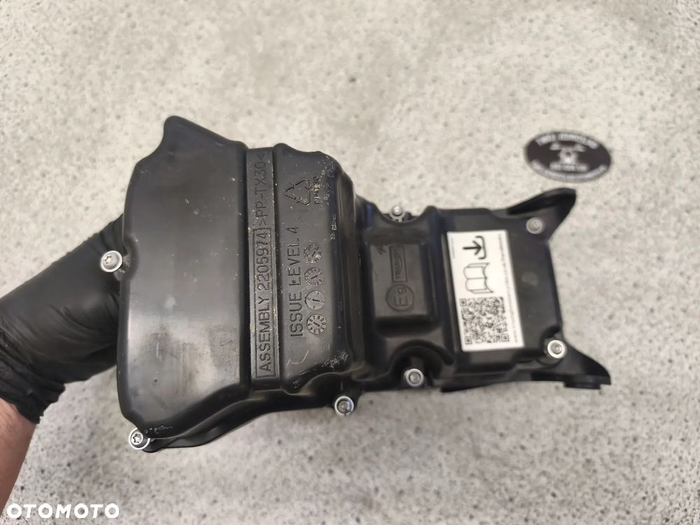 Airbox, obudowa filtra powietrza Triumph Trident 660 2022 - 5