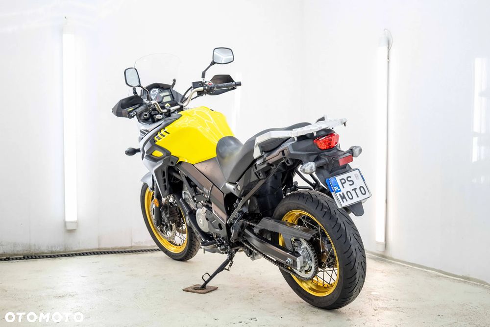 Suzuki V-STROM - 8