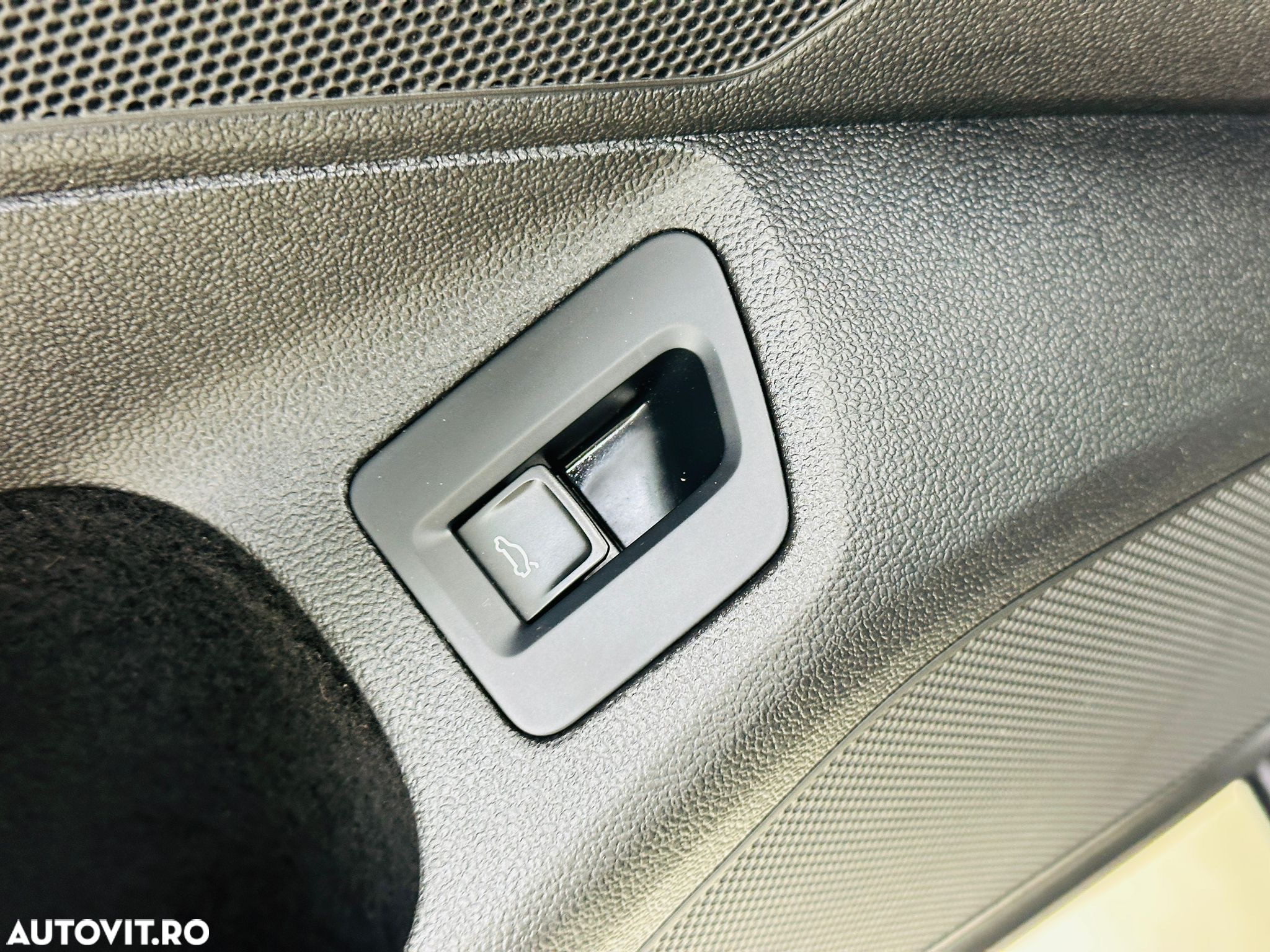 Volkswagen Passat - 16