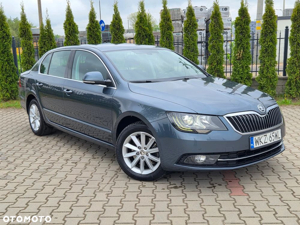 Skoda Superb 2.0 TDI Ambition - 2