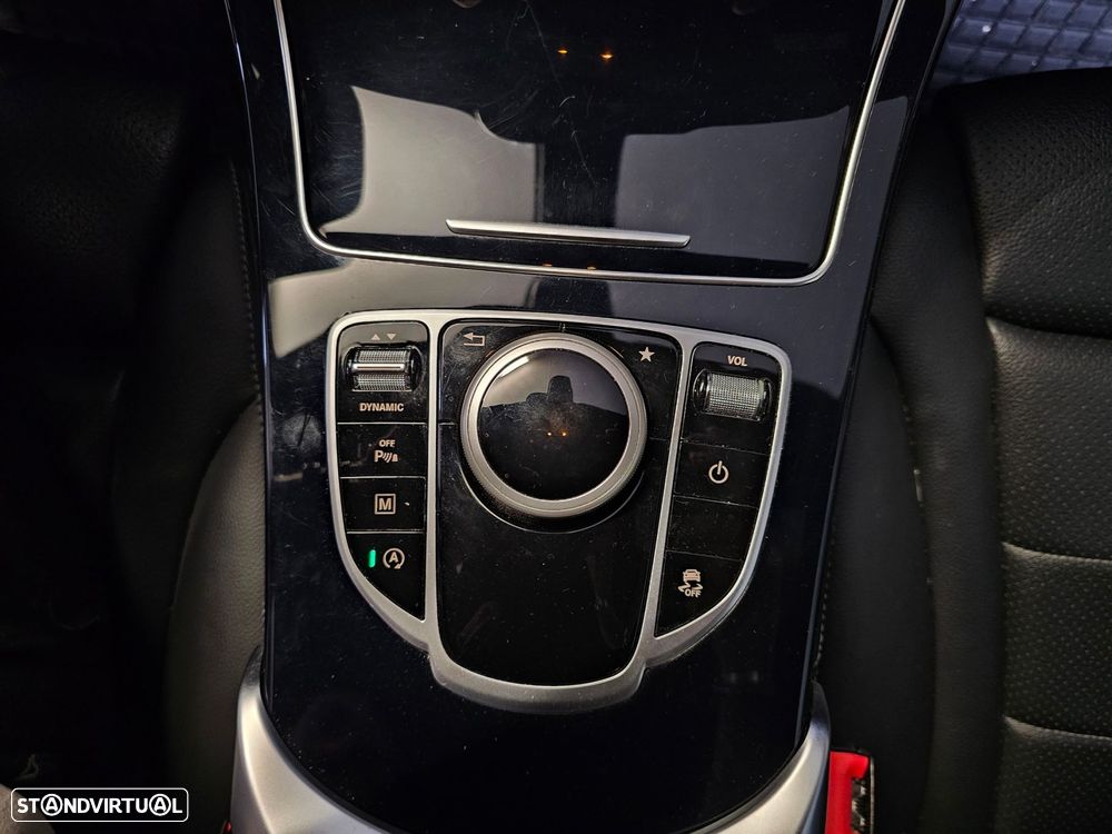 Mercedes-Benz GLC 300 - 19