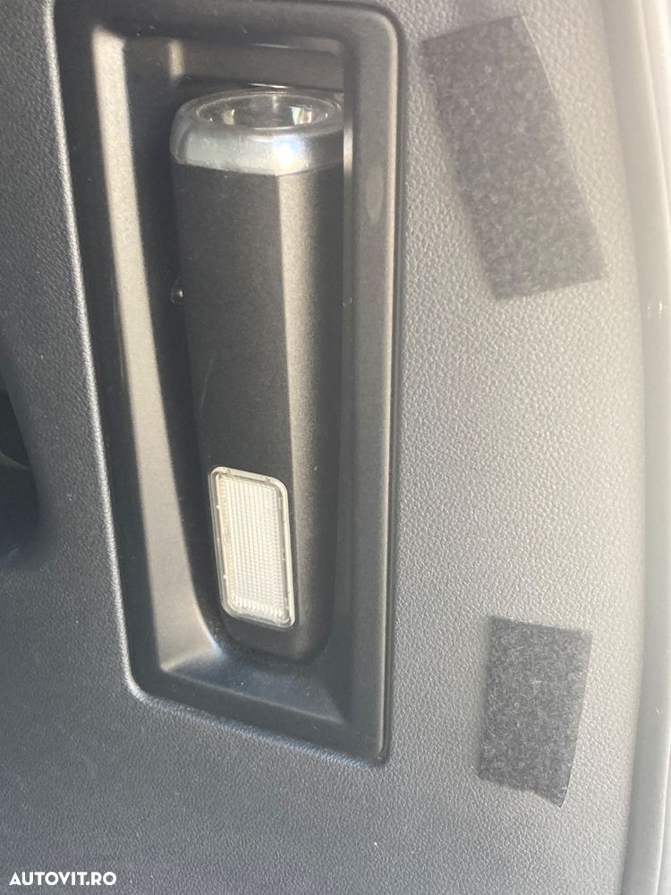 Peugeot 5008 HDI FAP 150 Family - 28