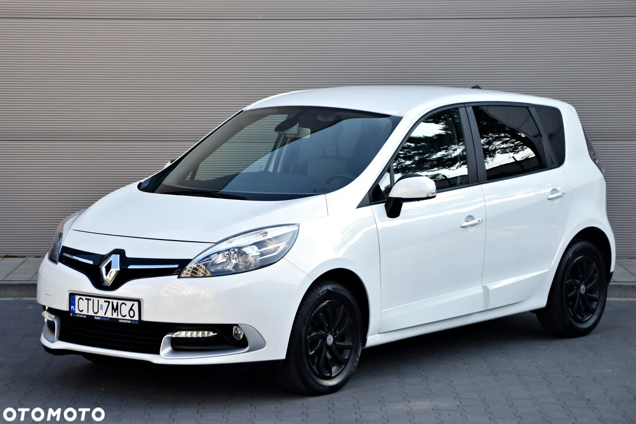 Renault Scenic - 11