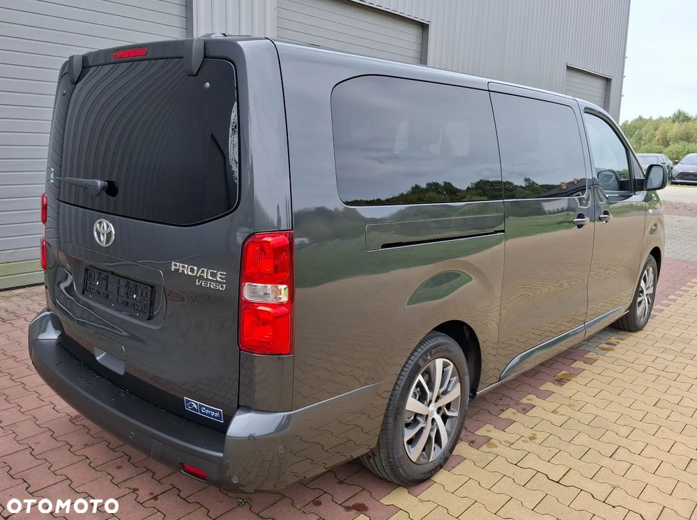 Toyota Proace Verso 2.2 D4-D Long Family - 3