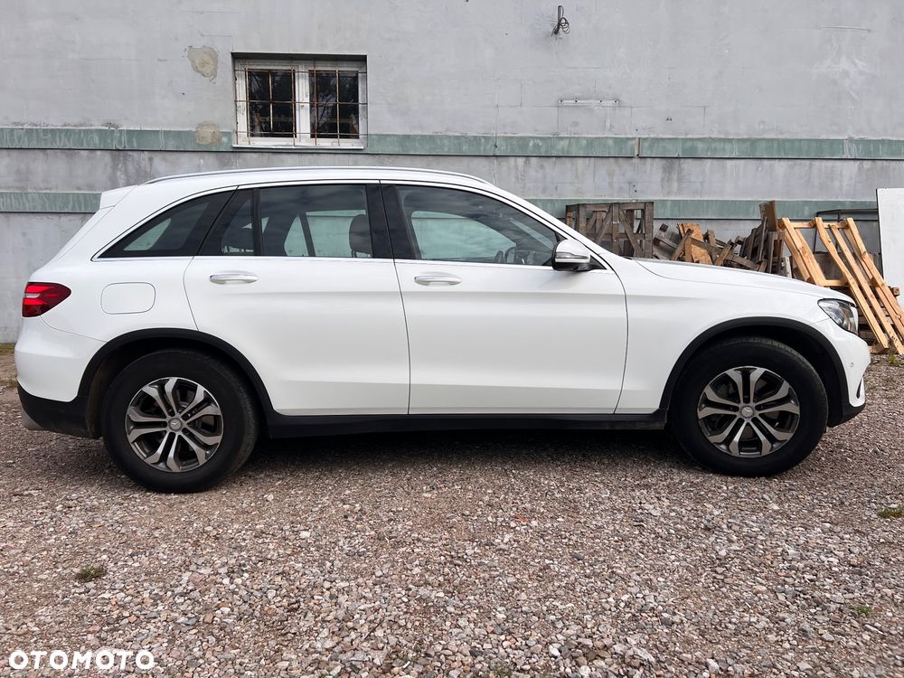 Mercedes-Benz GLC - 7