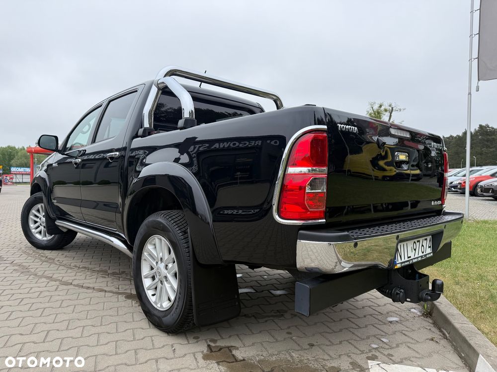 Toyota Hilux - 4