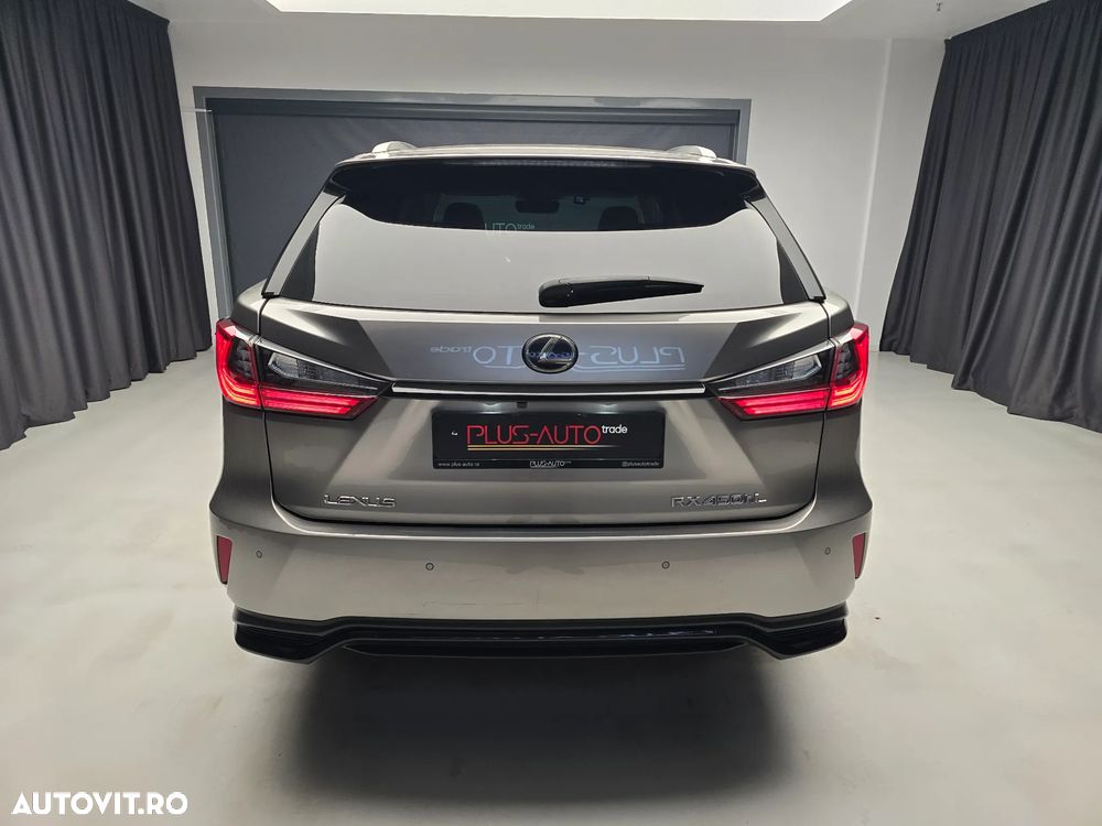 Lexus Seria RX - 10